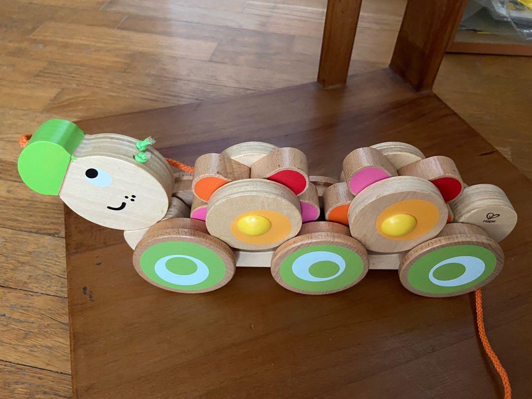 hape walk along caterpillar