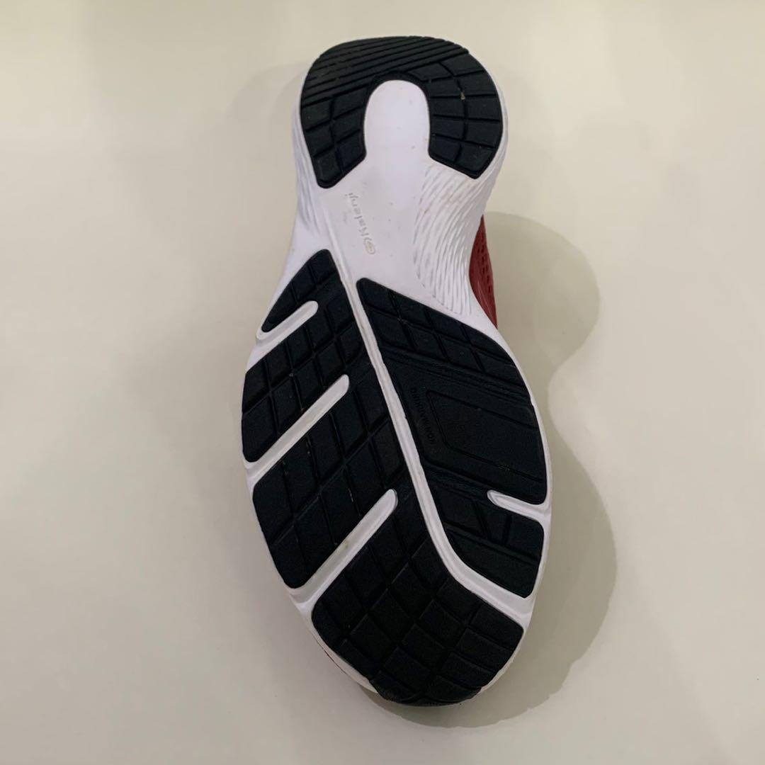 Kalenji Men Jogging Shoes Run Support Red, Men's Fashion, Footwear