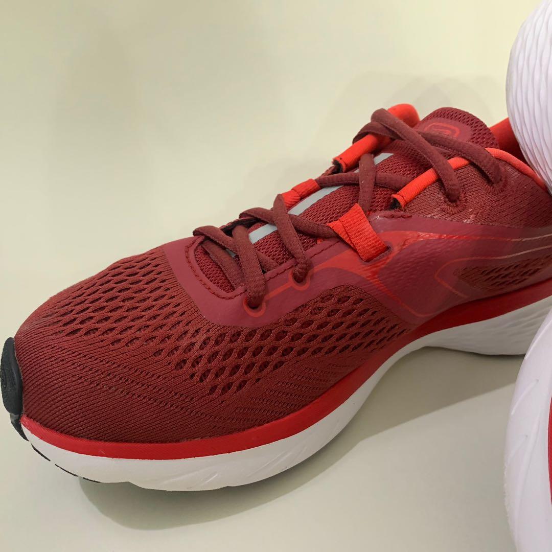 Kalenji Men Jogging Shoes Run Support Red, Men's Fashion, Footwear