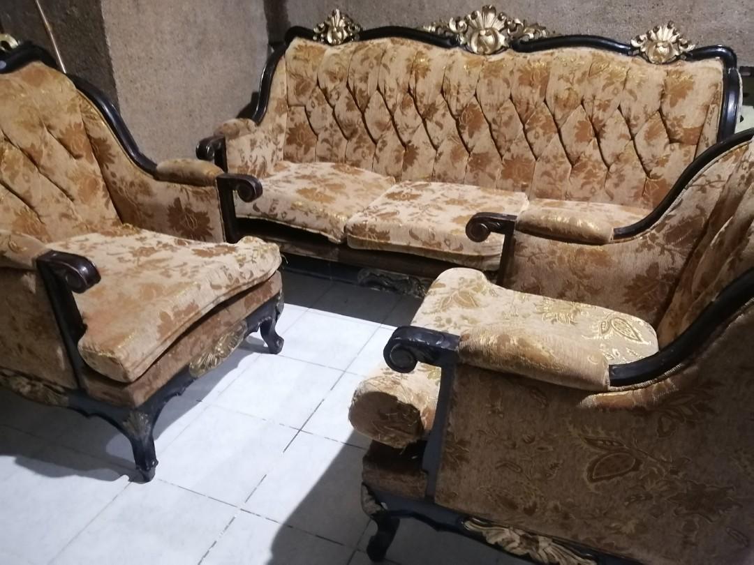 King louie top sofa set