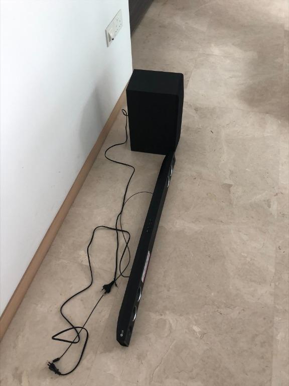 LG Soundbar SH3B, Audio, Soundbars, Speakers Amplifiers on Carousell