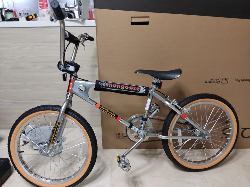 mongoose California Special BMX 20in 自転車 自転車本体 自転車