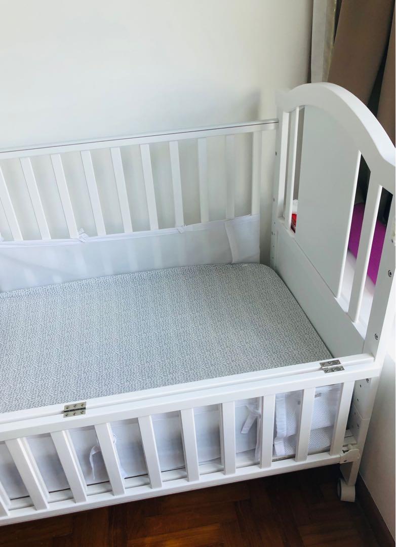 MOOB Erica cot/crib with extension and linen, Babies & Kids, Baby
