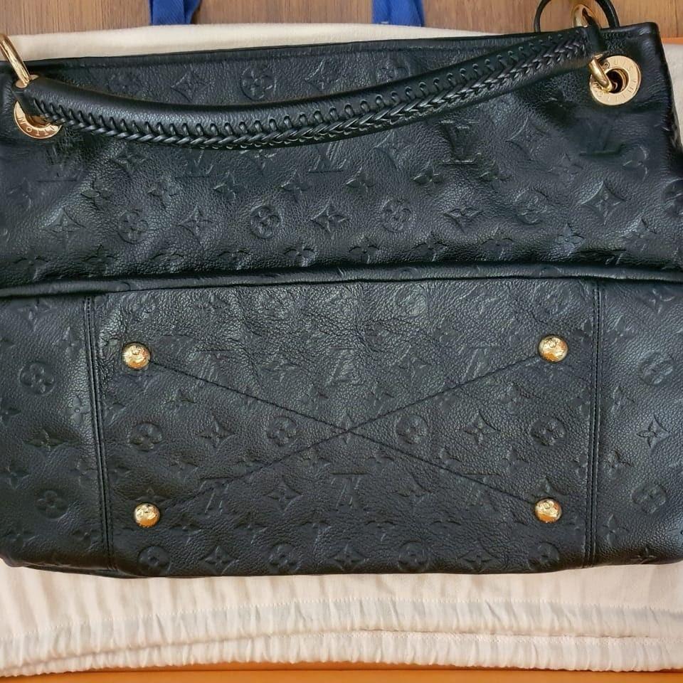 Preloved Louis vuitton vuitton Artsy MM Empreinte Leather Noir, Luxury,  Bags & Wallets on Carousell