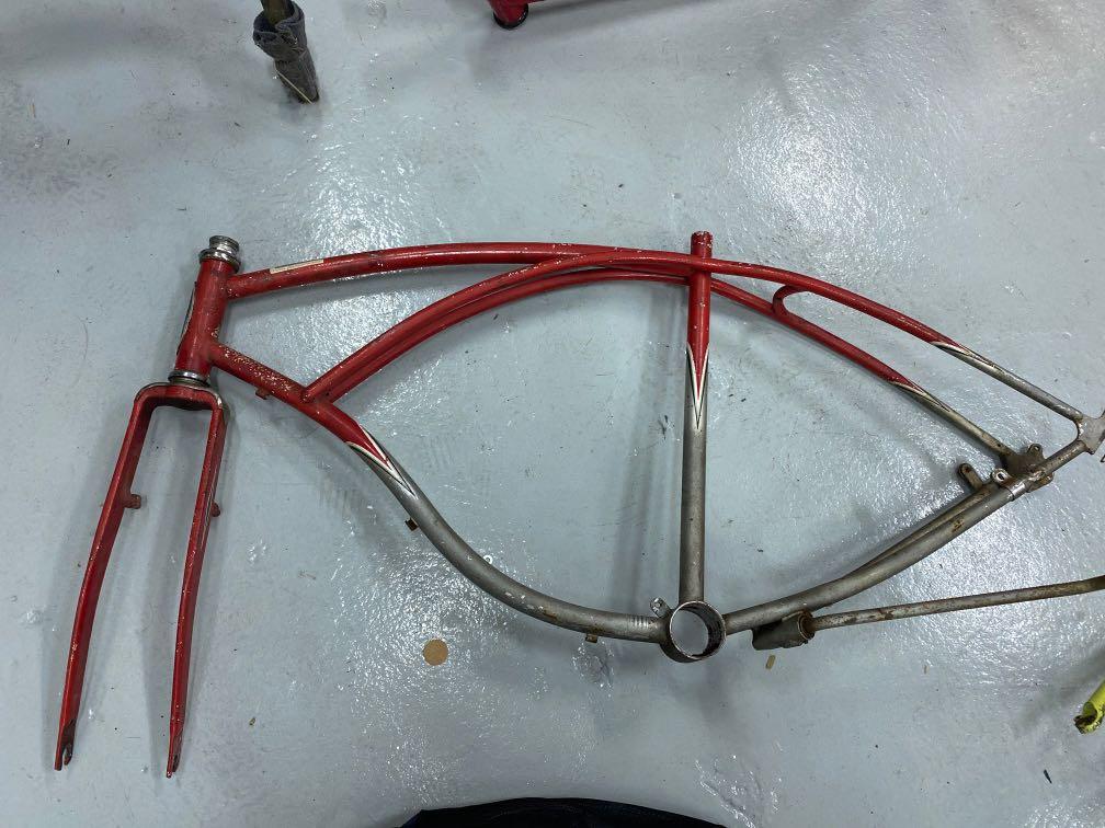 Retro vintage Schwinn frame and fork, Sports Equipment, Bicycles