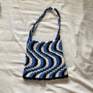 (Category: ) located in . Submitted by nekoleyaaa (Listing ID 1126145239, Image 1). Description: .