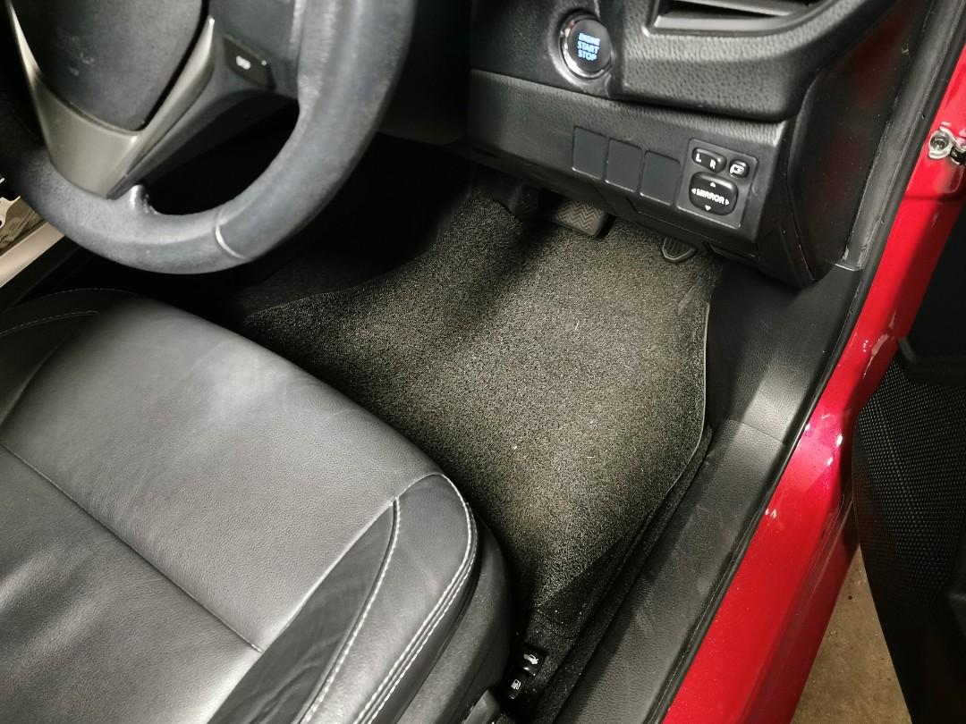 Toyota altis floor mat, Car Accessories, Accessories on Carousell