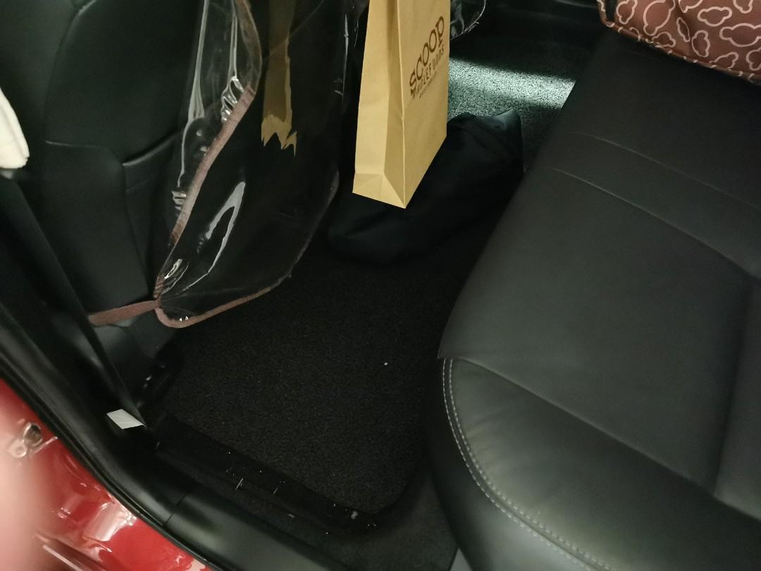 Toyota altis floor mat, Car Accessories, Accessories on Carousell