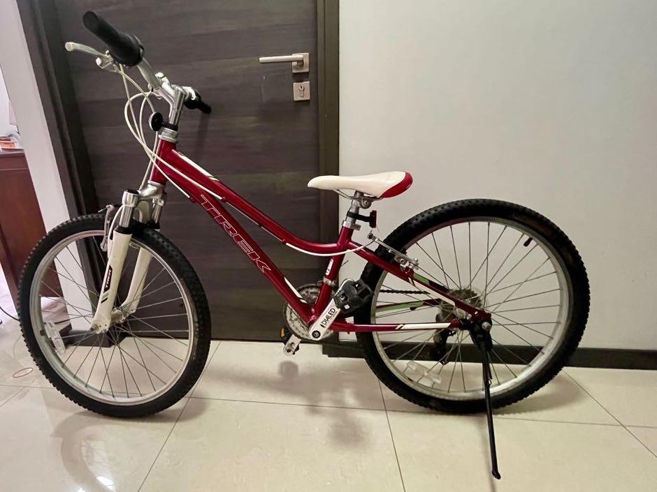 Mt 220 trek price hotsell