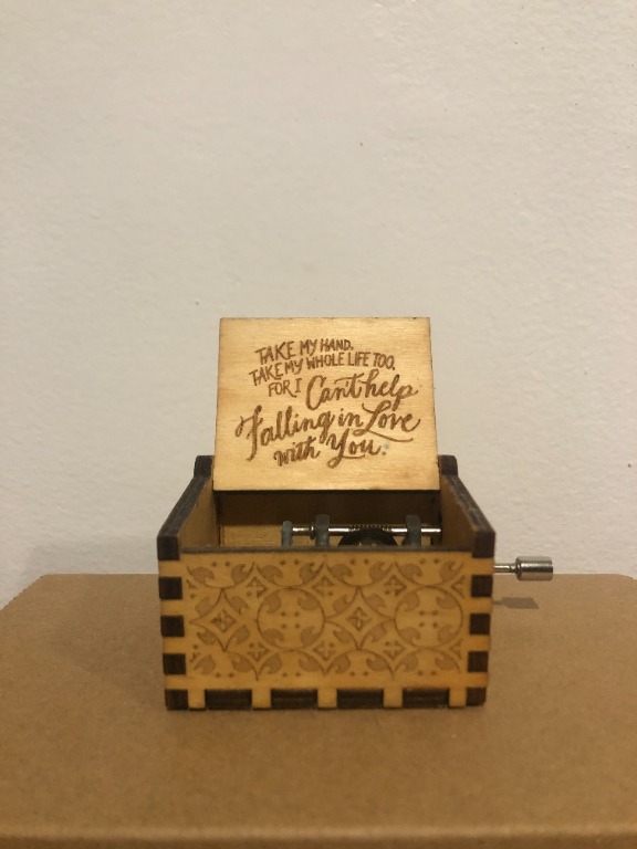Wooden Music Box (Can't Help Falling in Love), Hobbies & Toys