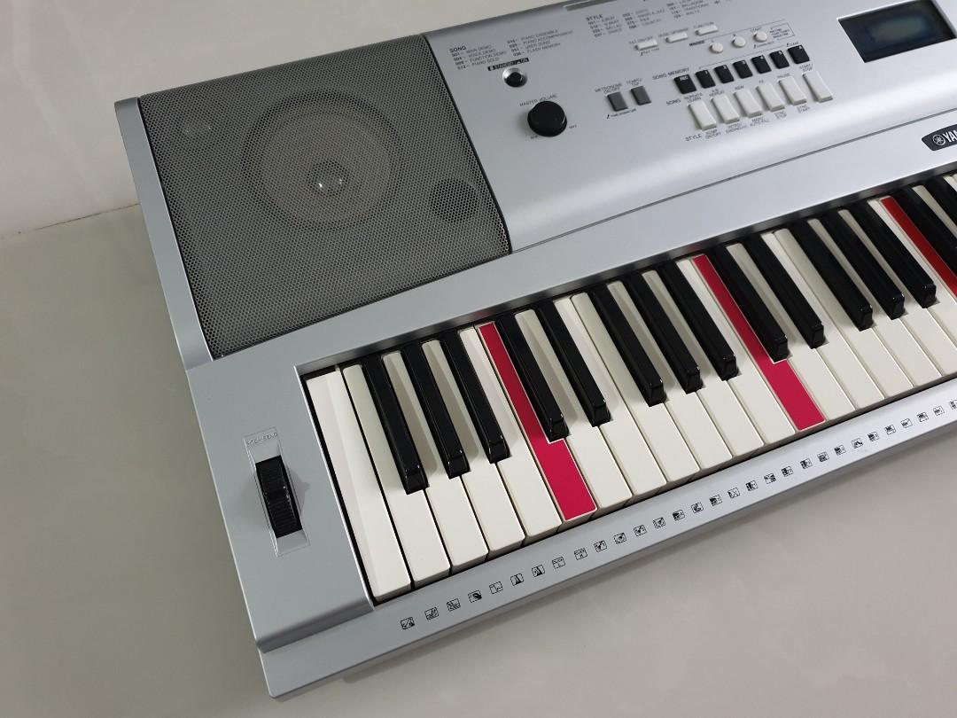 Yamaha Portable Grand DGX 230 Keyboard Piano, Hobbies & Toys,