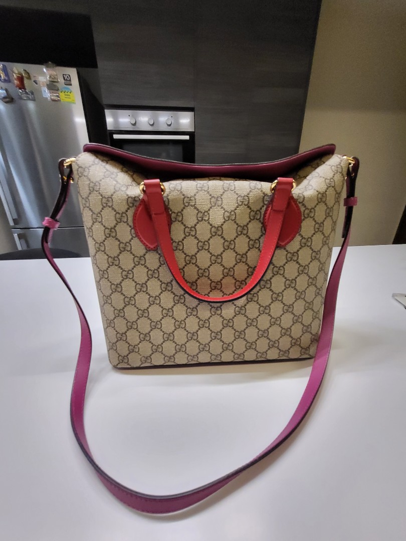 100 Authentic Gucci Supreme 2way shoulder bag Women s Fashion