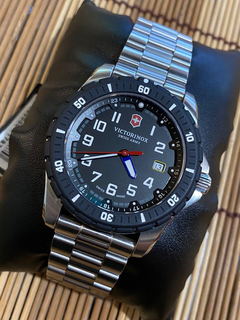 Victorinox 241675 store