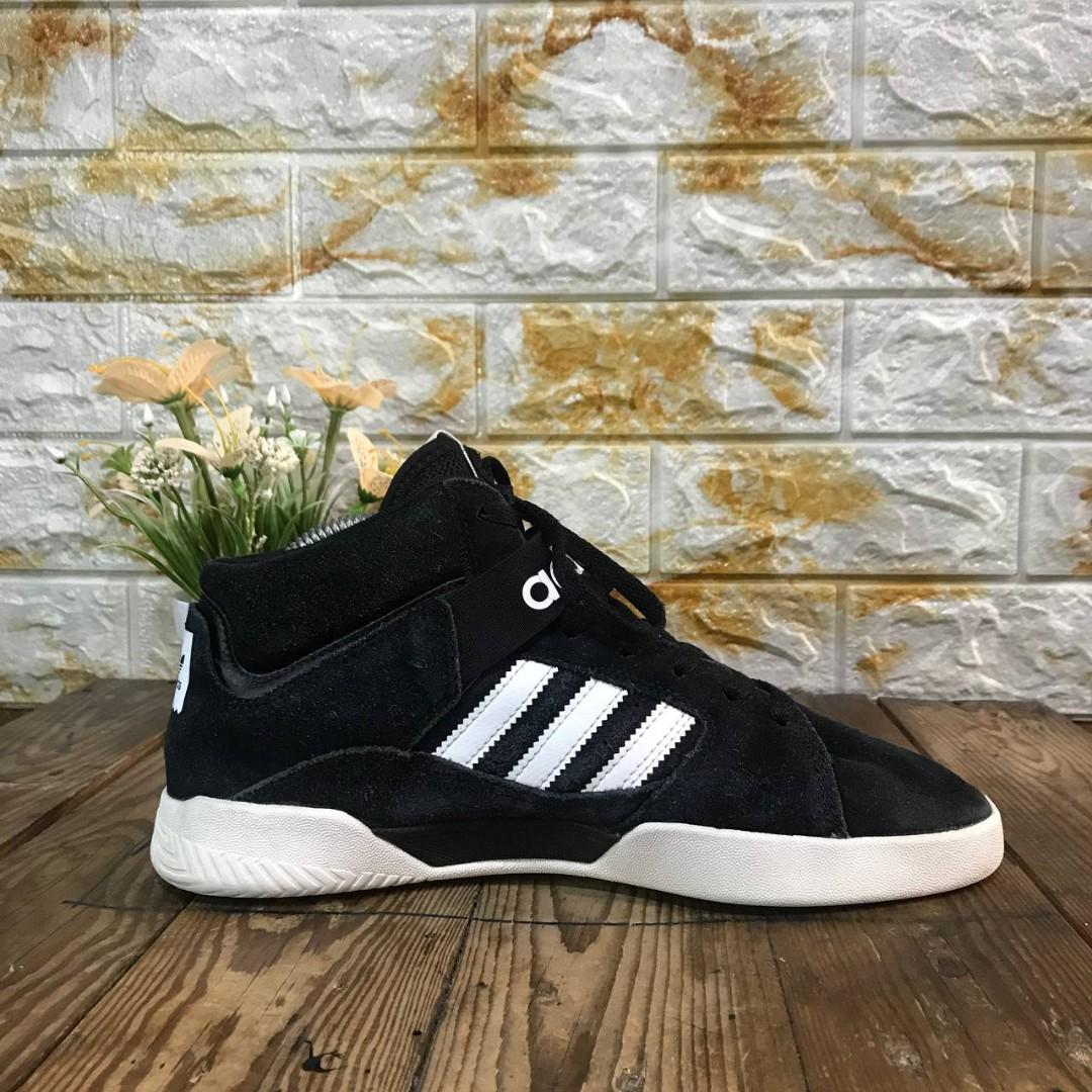 Adidas originals deals vrx mid navy