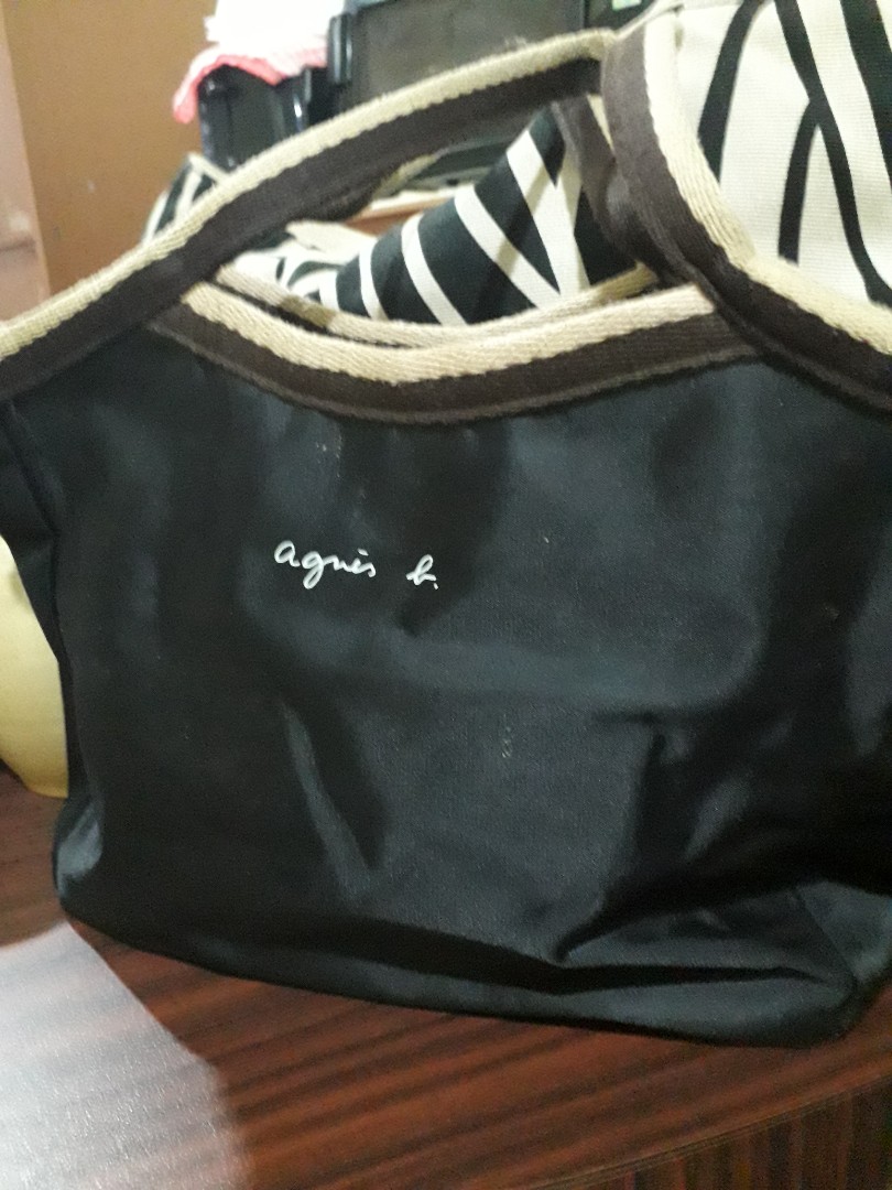 Agnes B Black, Women's Fashion, Bags & Wallets, Crossbody Bags on