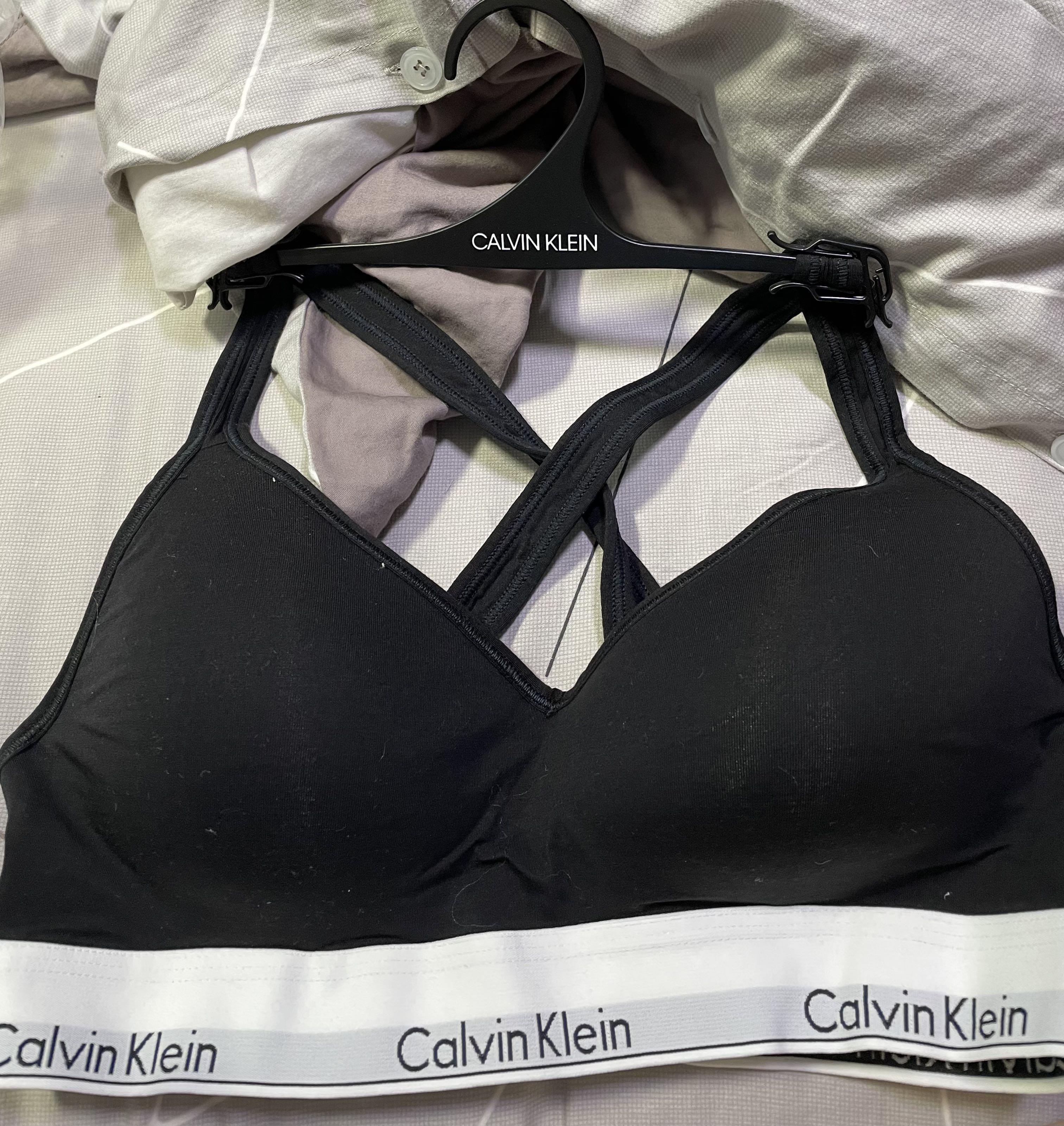 Bnwt 💥 Calvin Klein Modern Cotton Padded Bralette, Women's Fashion, New  Undergarments & Loungewear on Carousell
