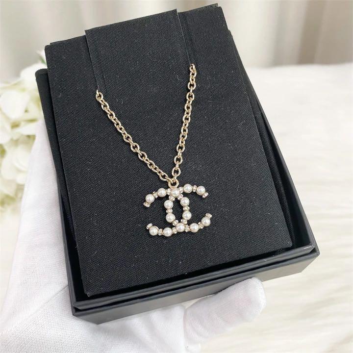 Chanel crystal pearl textured - Gem