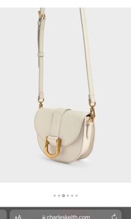 (Category: ) located in . Submitted by shopwithzo (Listing ID 1126387939, Image 1). Description: .