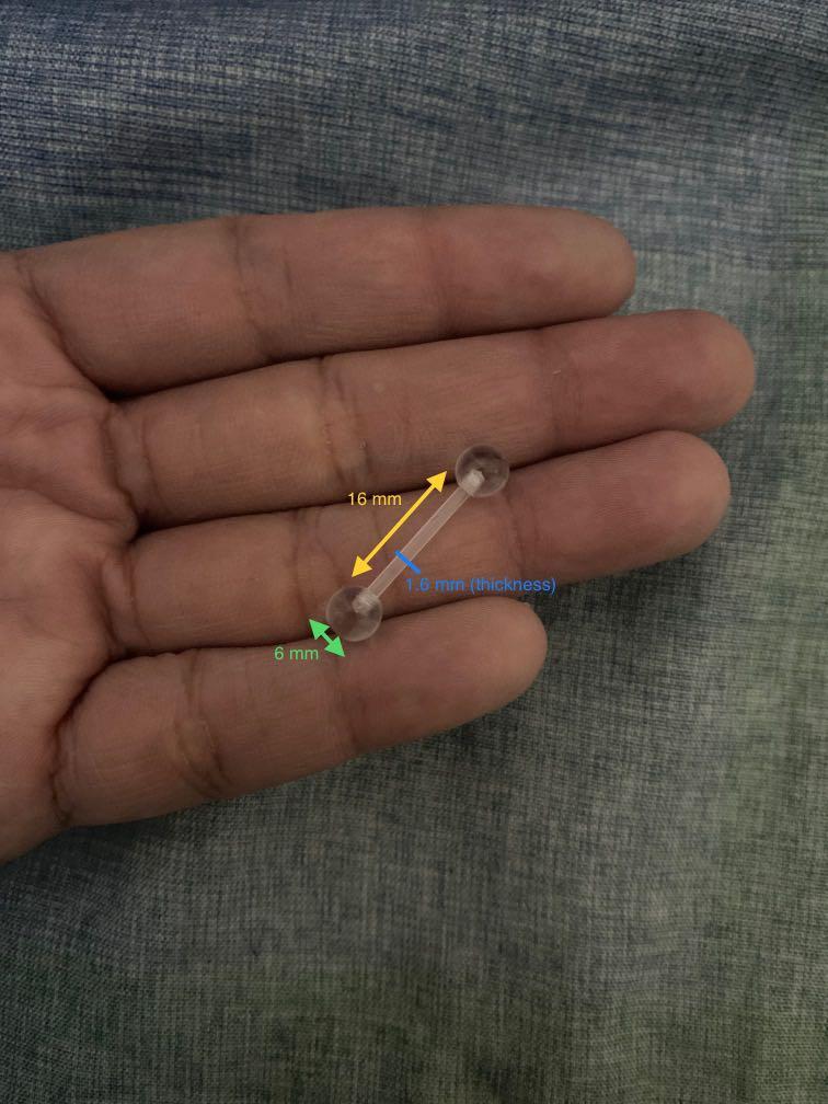 Clear TONGUE RING piercing retainer bioplast (Category: Body Jewelry) located in Cainta. Submitted by she012 (Listing ID 1126458124, Image 2). Description: Tongue Rings for SALE -₱40 each -NEVER USED -RFS: Bought this as a set along with other bioplast piercing retainers, but I don’t have a tongue piercing. Payment via : Gcash Delivery via: pick up/grab/lalamove/mr. Speedy or similar.