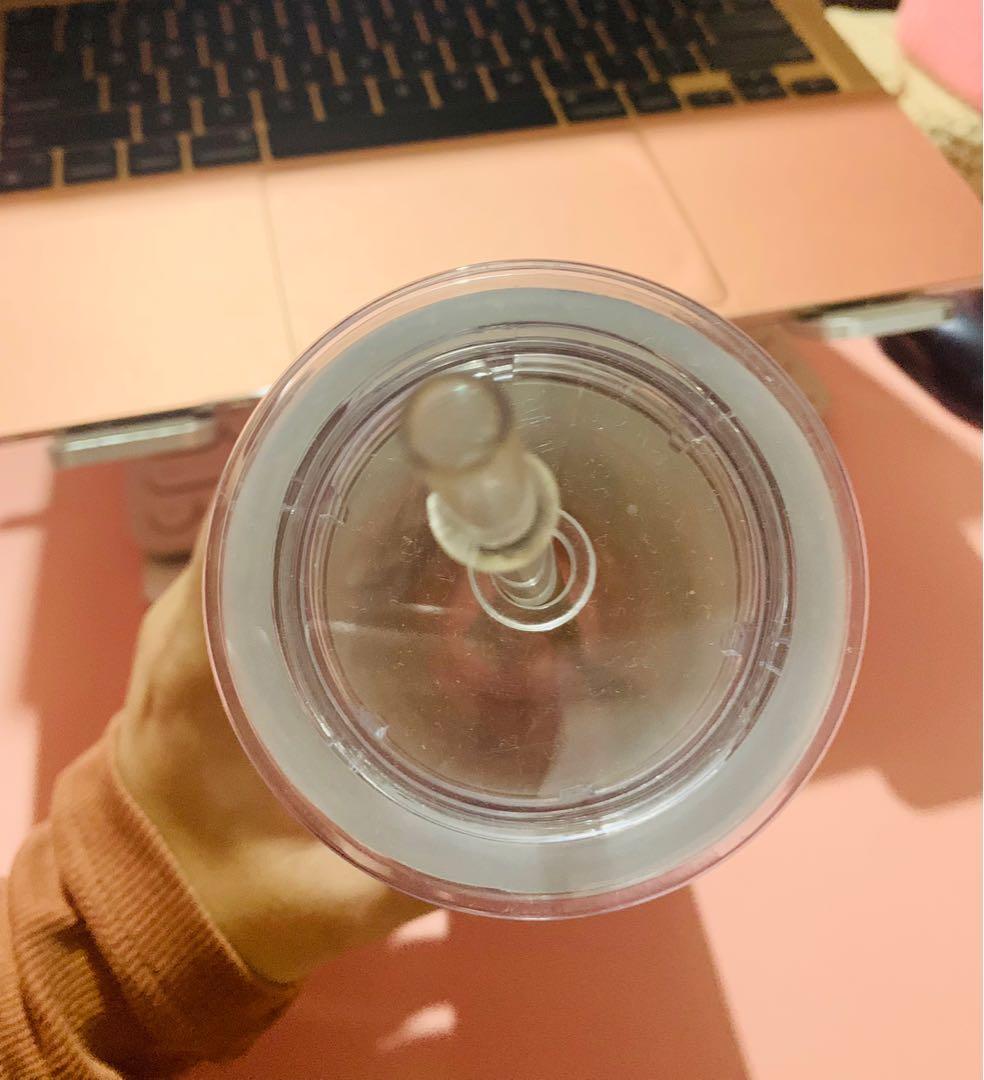 Coffee Bean and Tea Leaf Tumbler w straw (Category: Water Bottles & Tumblers) located in Paranaque City. Submitted by flippingstuff (Listing ID 1126357458, Image 3). Description: Last price posted :).