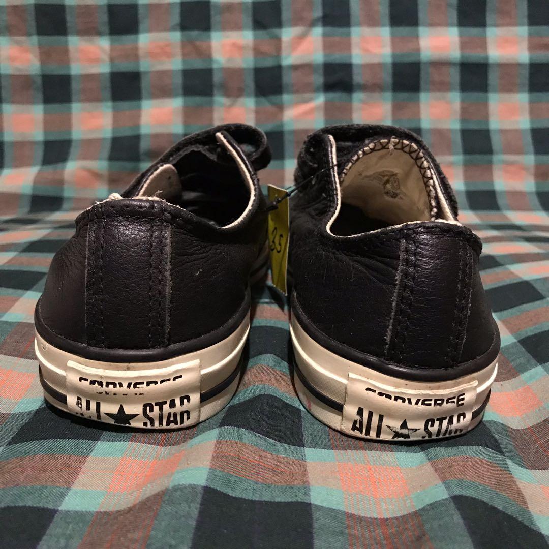 Converse with black discount stripe
