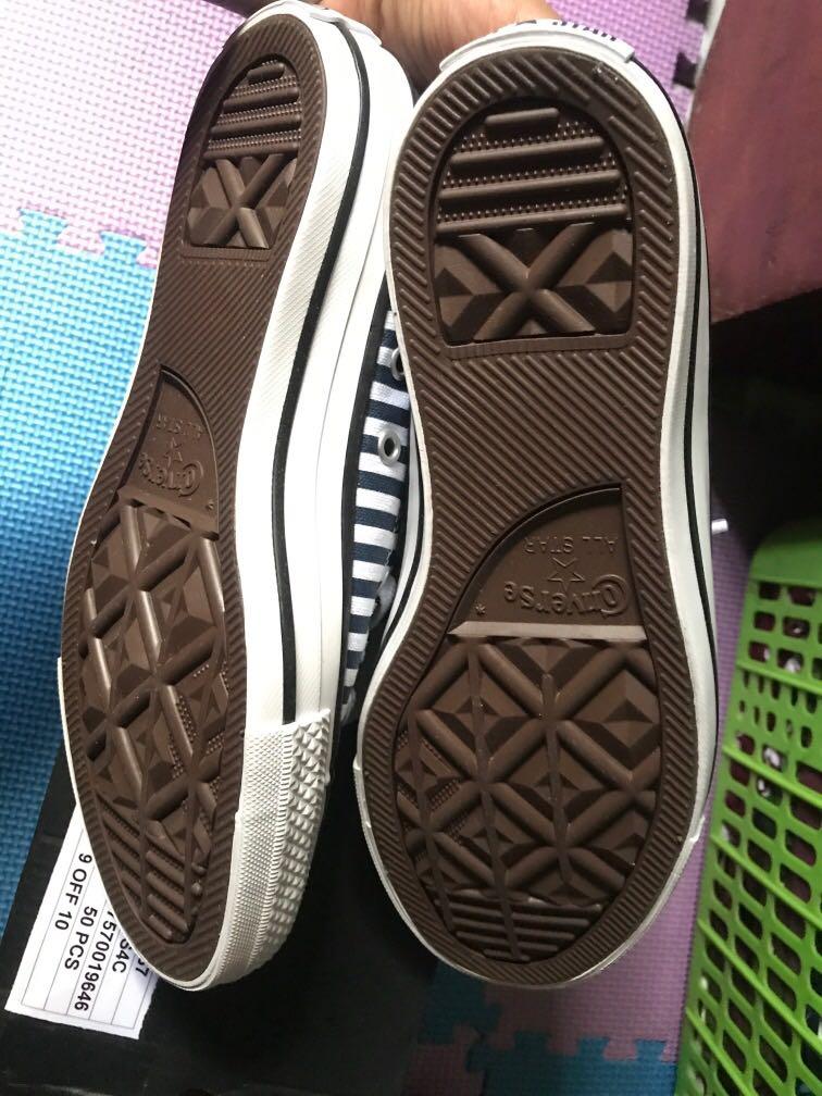 black converse blue laces