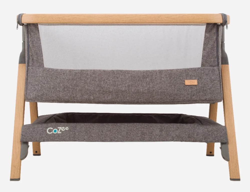 Cozee Bedside Crib Oak and Charcoal with Extra Sheets, Babies & Kids