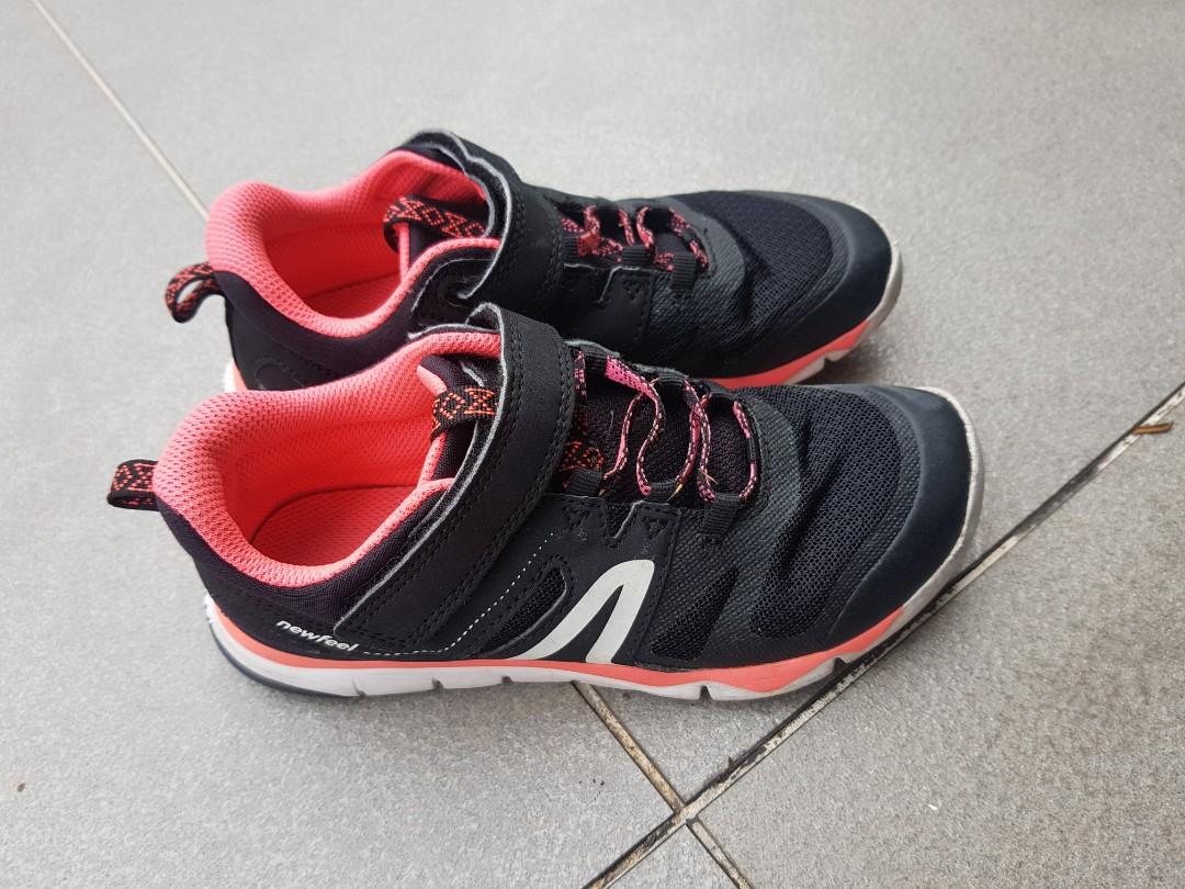 Newfeel running shoes store
