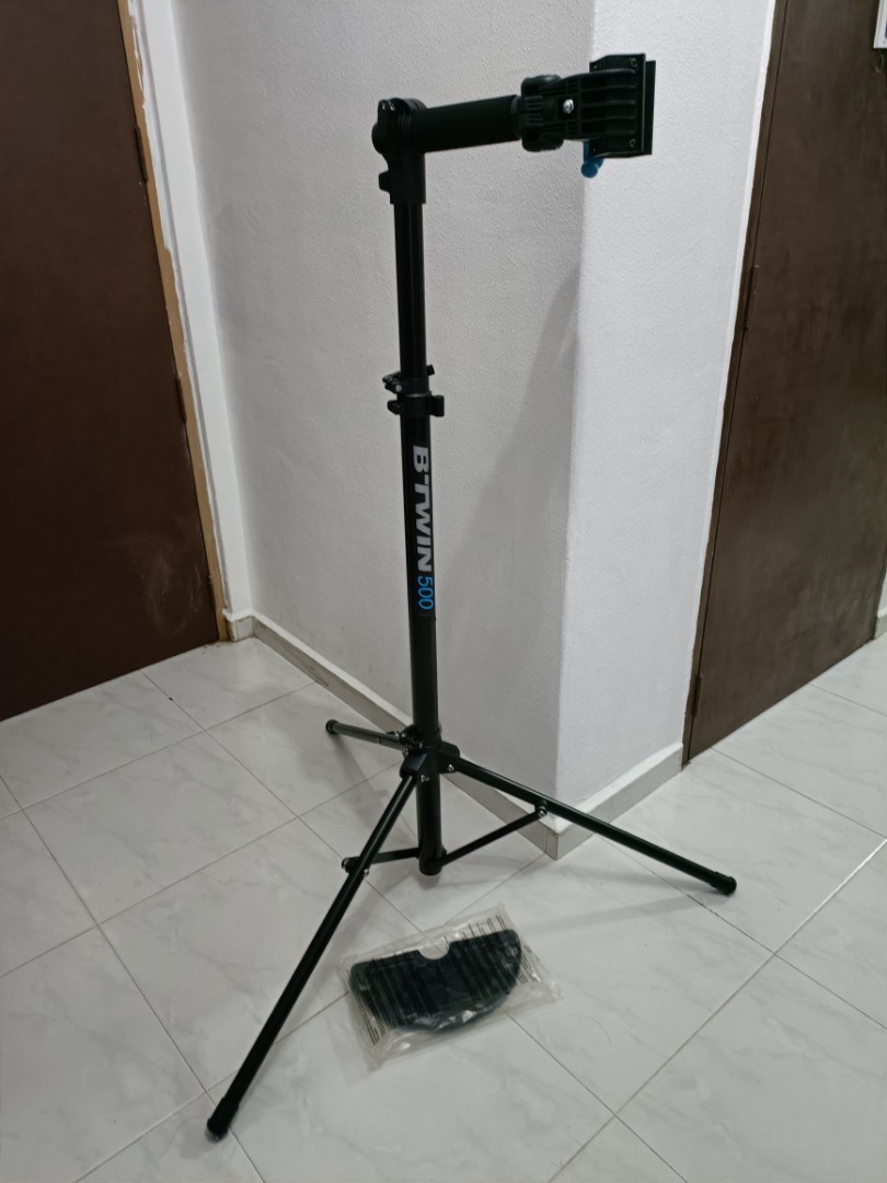 Bike maintenance stand best sale decathlon