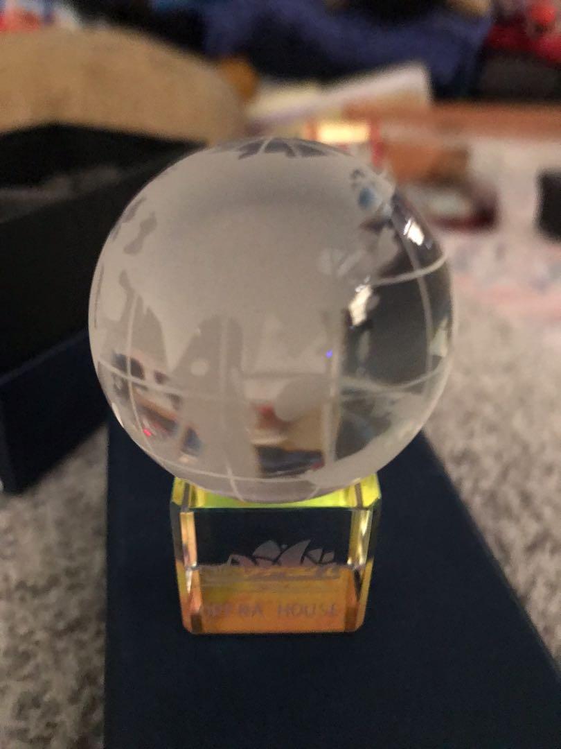 Desktop display Curios Crystal Glass (Category: Vintage Collectibles) located in Paranaque City. Submitted by annalynnsantos (Listing ID 1126408118, Image 1). Description: Bought from Australia. Crystal Glass Globe Opera House. Very nice. Swarovski quality. Decluttering..