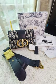 (Category: ) located in . Submitted by js_boutique (Listing ID 1126336884, Image 1). Description: .