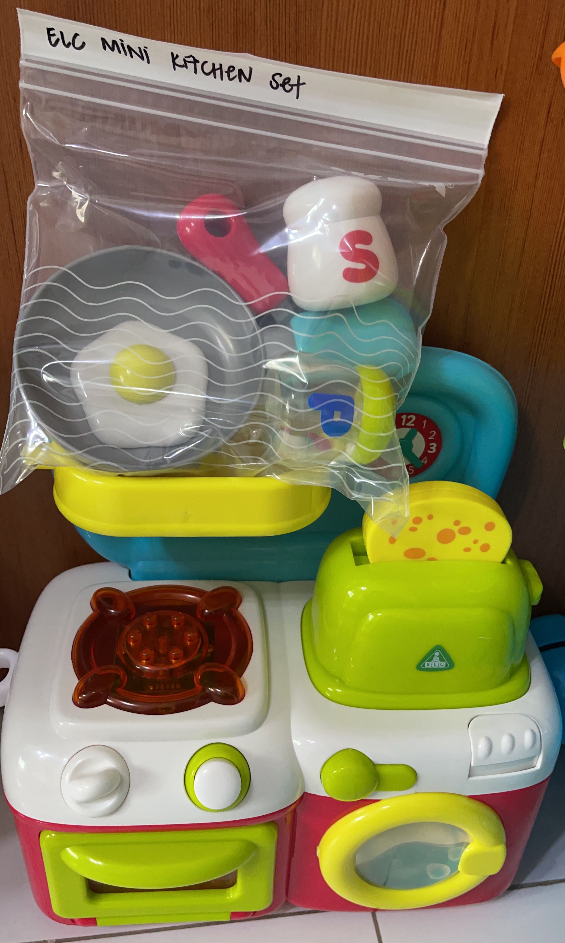 ELC Mini Kitchen Set, Hobbies & Toys, Toys & Games on Carousell