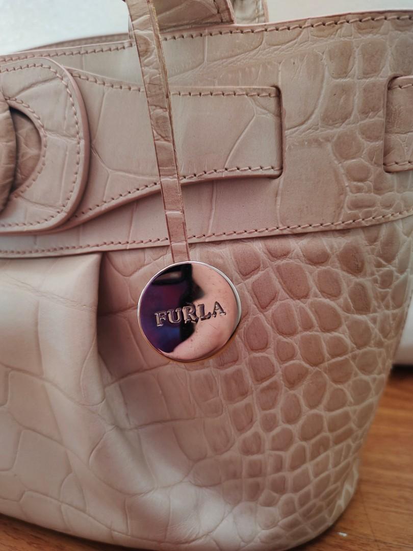 Furla Croc Leather Bag. Mo (Category: Luxury Bags & Wallets) located in Las Pinas. Submitted by sofiaadeline (Listing ID 1126382404, Image 3). Description: in excellent used condition. no issue! authentic furla. croc leather embossed. with dust bag..