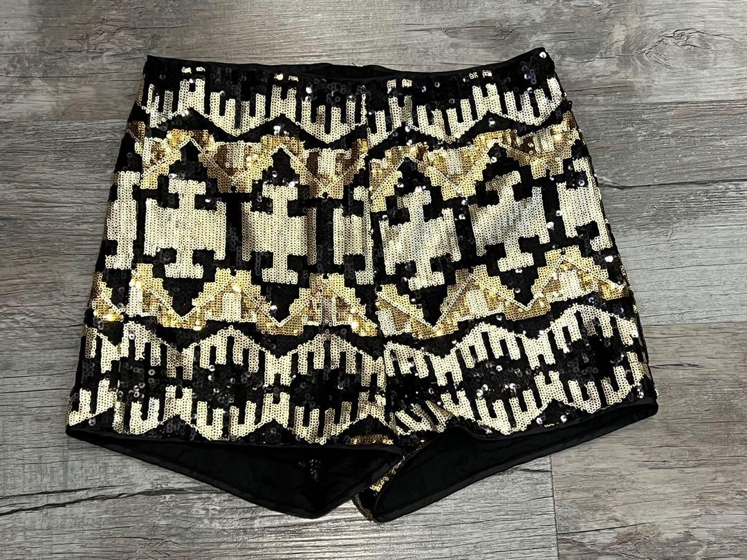 Gold sequin hotsell shorts h&m