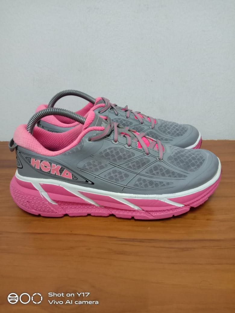 HOKA ORIGINAL, Men's Fashion, Footwear, Sneakers on Carousell
