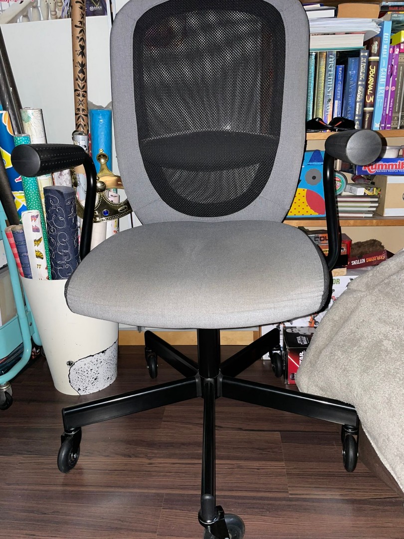 Ikea Flintan office chair with arm rests and rollerblade castors
