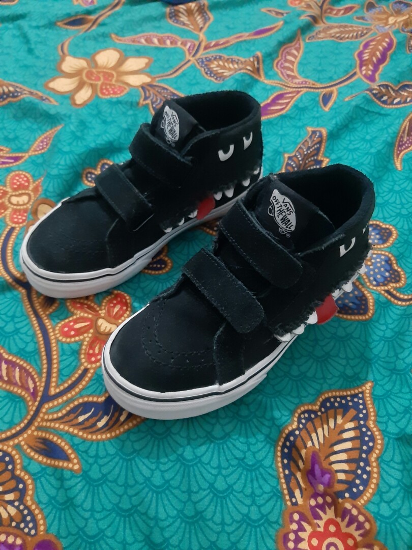 Vans sales monster face