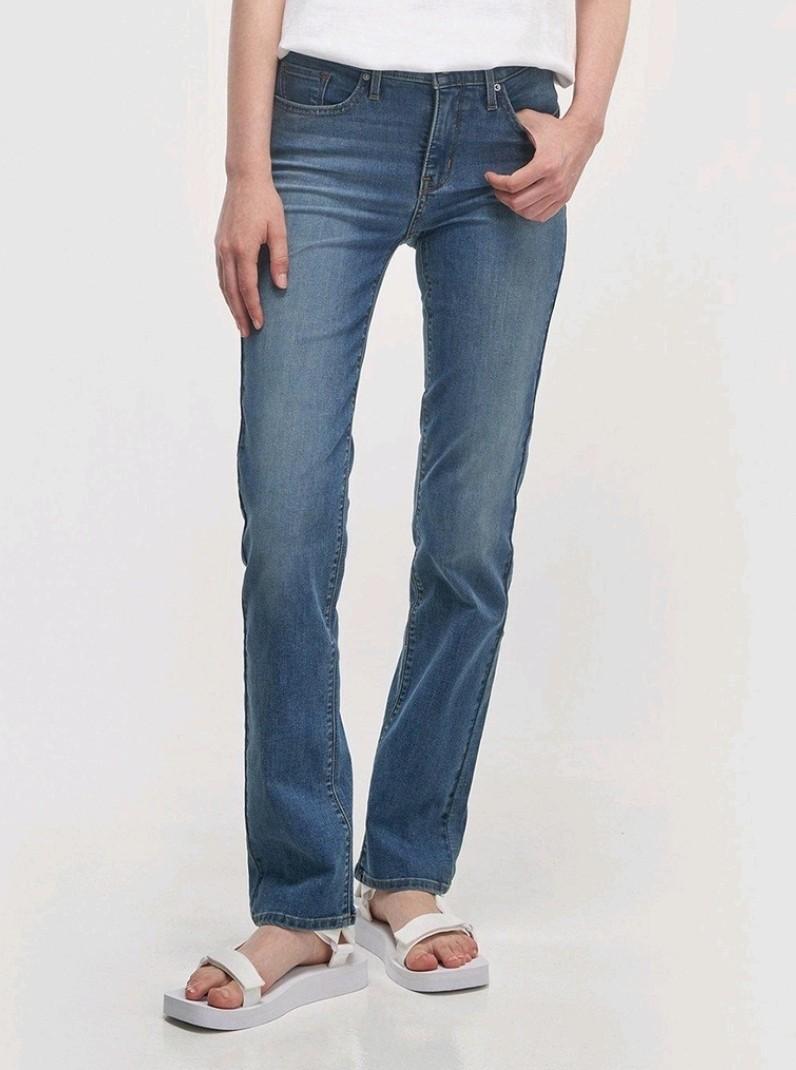 Levi's Women's 314 Shaping Mid Rise Straight Leg Jeans