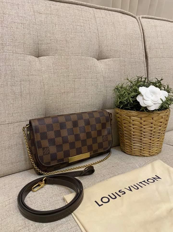 Louis Vuitton Favorite PM Damier Ebene 2014 (Category: Luxury Bags & Wallets) located in Manila. Submitted by bagislifeshop (Listing ID 1126349677, Image 2). Description: All time Favorite!!! 🔥🔥🔥 On Hand in PH🇵🇭 100% Authentic LV Favorite PM Damier Ebene 2014 Condition: 8.5/10 Comes with Dustbag and Strap.