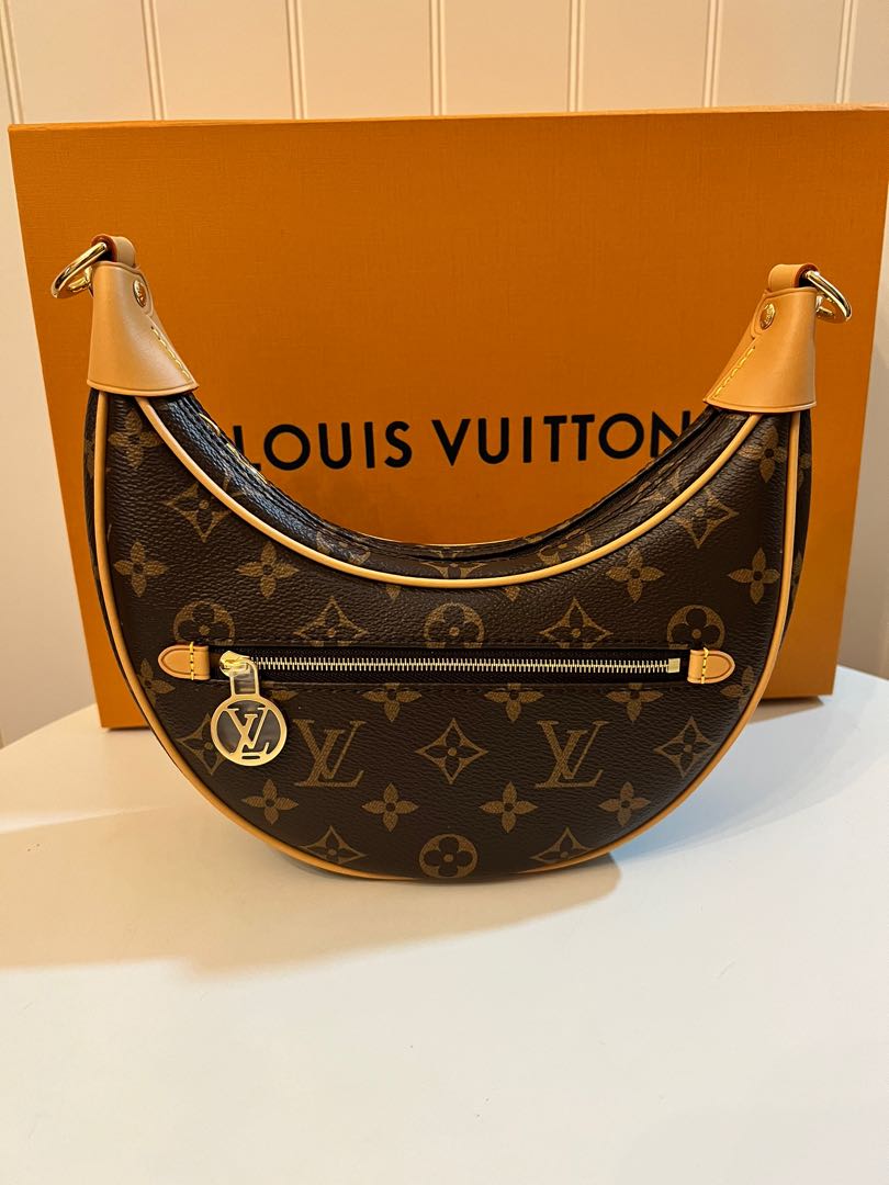 Authenticated Used Louis Vuitton LOUIS VUITTON Loop Monogram