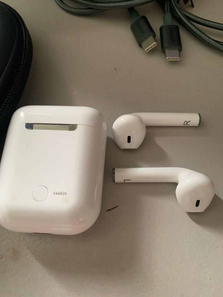 Radioshack airpods top