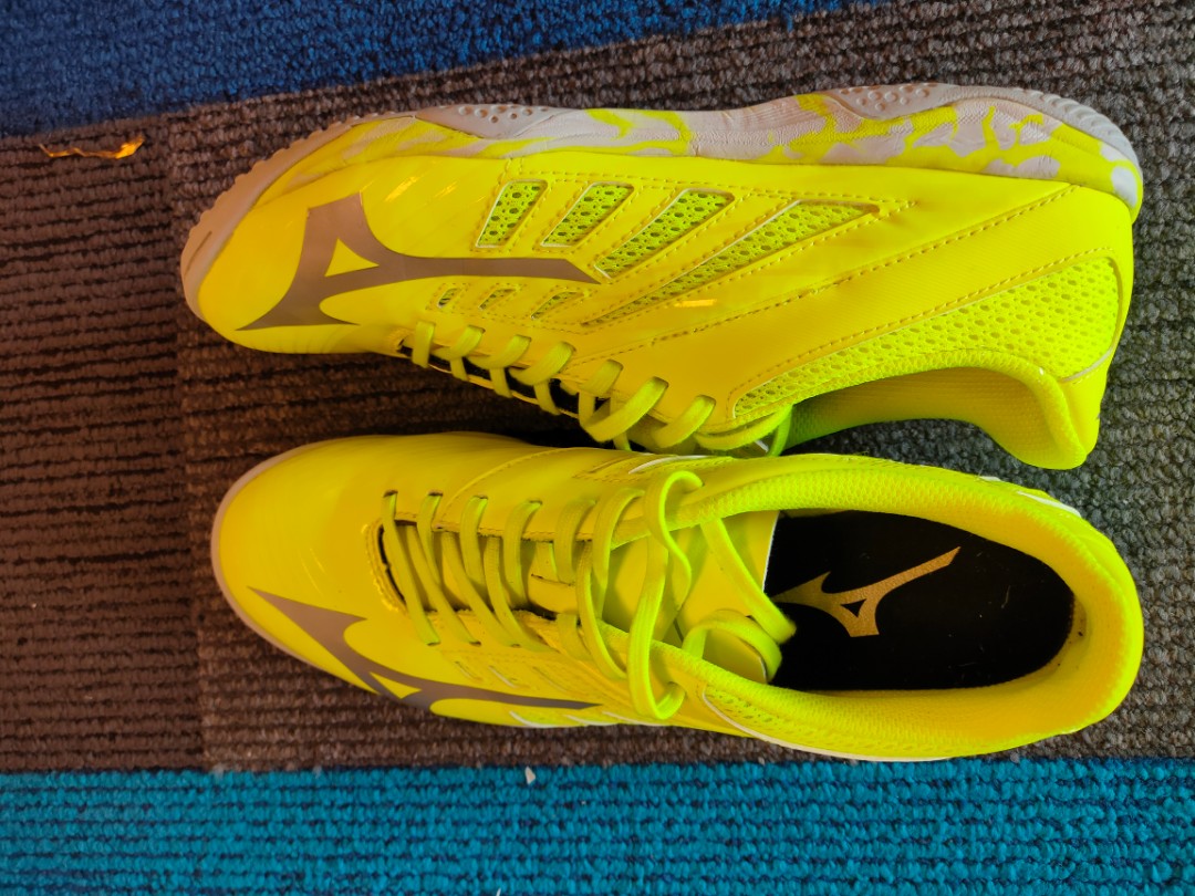 Mizuno sale futsal 103