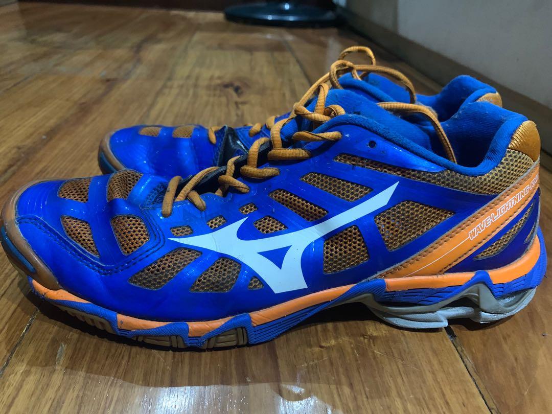 Mizuno Wave Lightning RX2 Men s Fashion Footwear Sneakers on