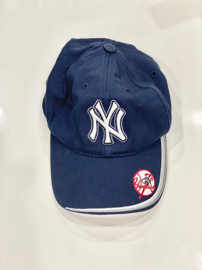NY YANKEES BASEBALL NAVY BLUE CAP 