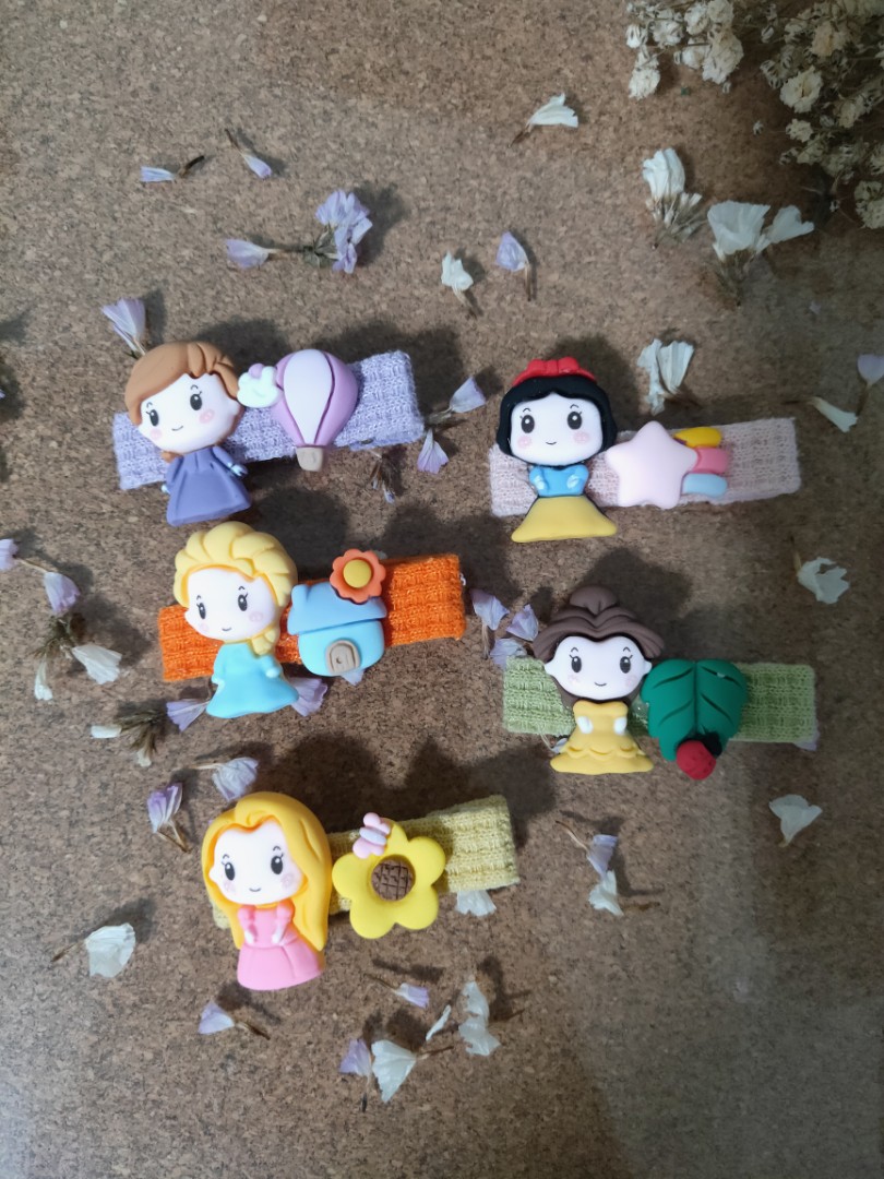 5 Princess Alligator Clips, Women's Fashion, Watches & Accessories