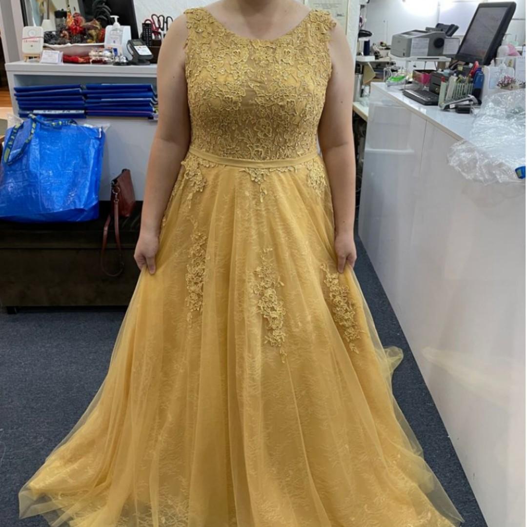 Princess Scoop A Line Backless Gold Evening Gown Size EU 46 UK 16