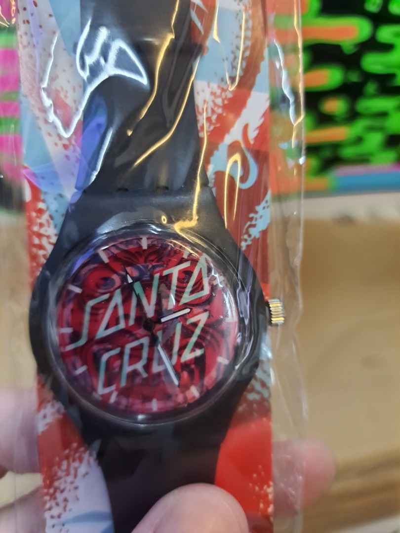 Santa Cruz Decoder Roskopp Wrist Watch, Men's Fashion, Watches