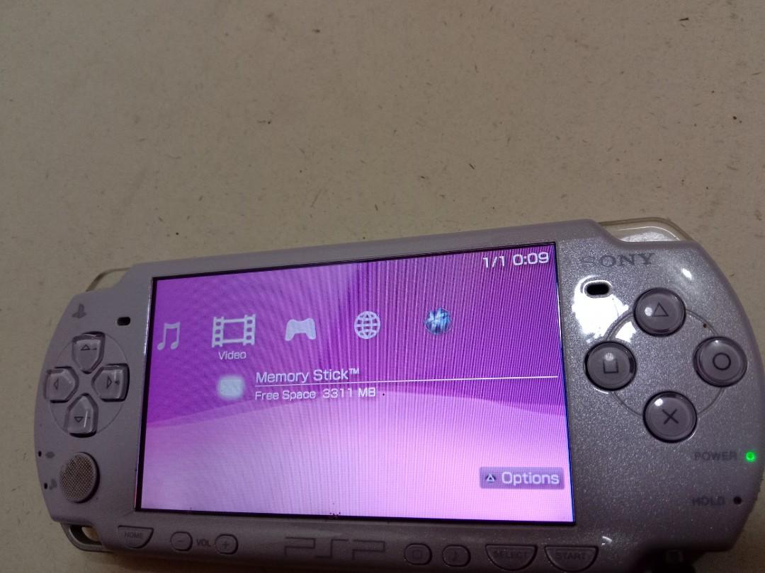 Sony PSP 2000, Video Gaming, Video Game Consoles, PlayStation on Carousell