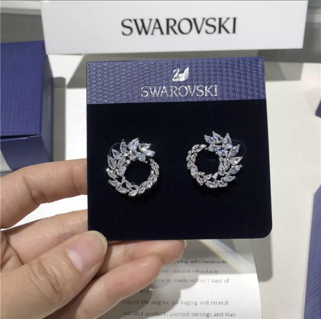 Swarovski louison hoop pierced earrings 2025