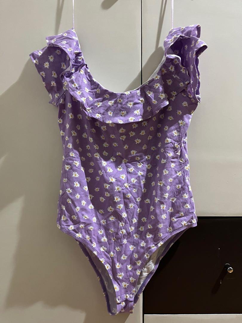 Terranova bodysuit - brand new (Category: Blouses) located in Quezon City. Submitted by beacons (Listing ID 1126425400, Image 1). Description: Brand new Terranova bodysuit 🤸🏻‍♀️sorry for the wrinkles it’s been in my closet for a few weeks lol Selling for more than half the SRP! 🐚 Purple bodysuit (XL) - brand new - can pass as a swimsuit I’m also selling two cropped tees from Terranova. It’s listed on my page. Will sell all three for Php700 if 